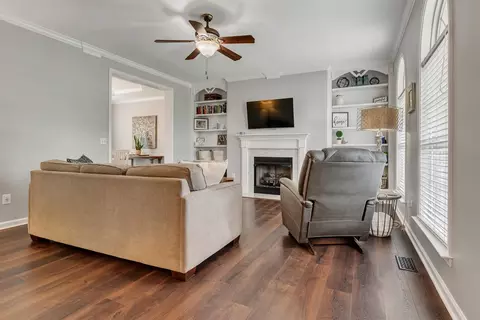 151 Lena Loop, Burns, TN 37029 photo 8