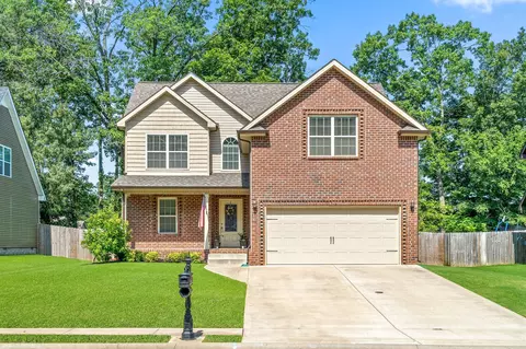 148 Sycamore Hill Dr, Clarksville, TN 37042
