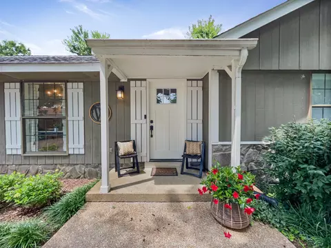 2105 Quail Ct, Franklin, TN 37064