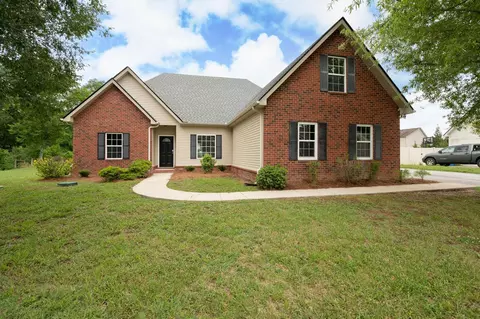 409 Long Creek Dr, Christiana, TN 37037