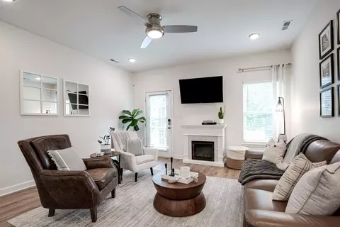 2426 24th Ave N, Nashville, TN 37208
