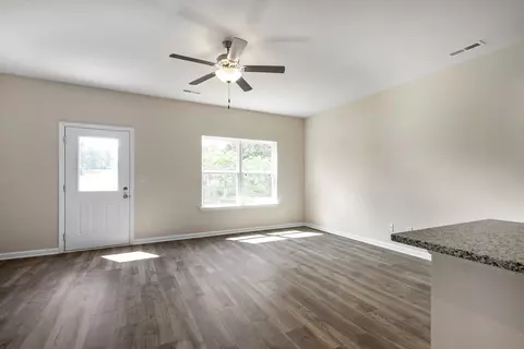 303 Masters Way, Dickson, TN 37055 photo 3