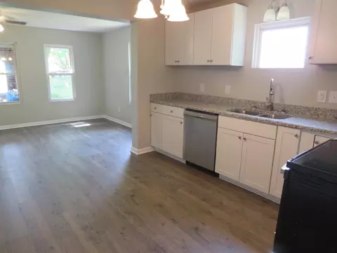 217 Whitson Rd, Bethpage, TN 37022