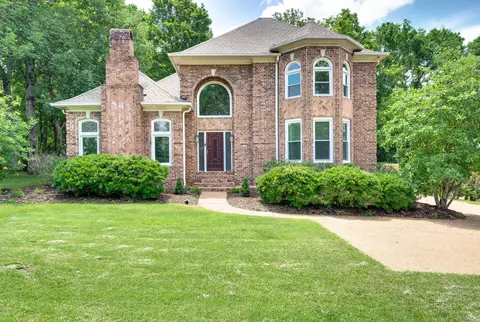 9421 Raven Hollow Rd, Brentwood, TN 37027