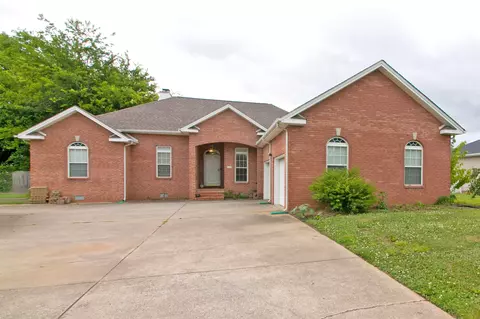 723 Tylertown Rd, Clarksville, TN 37040