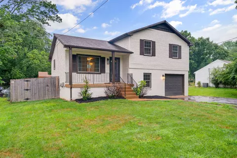 107 Powder Mill Dr, Franklin, TN 37064