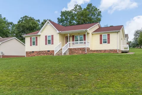 102 Hickory Run, Dickson, TN 37055