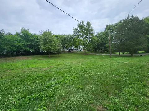 36 Old Highway 31 E, Bethpage, TN 37022 photo 11