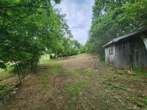 36 Old Highway 31 E, Bethpage, TN 37022 photo 8