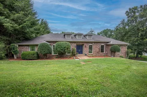 2215 Castlewood Dr, Franklin, TN 37064