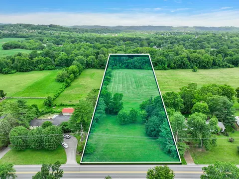0 Us 100, Nashville, TN 37221