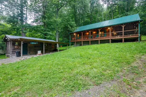 435 Cooper Ln, Smithville, TN 37166