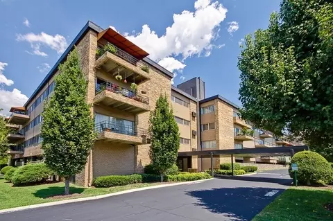 4200 W End Ave #302, Nashville, TN 37205