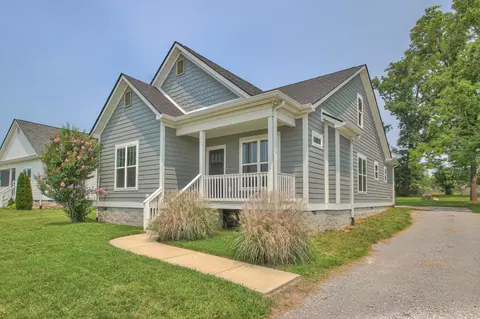413 Harding Dr, Lebanon, TN 37087