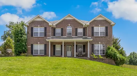 709 Forrest Cove Ct, Clarksville, TN 37040