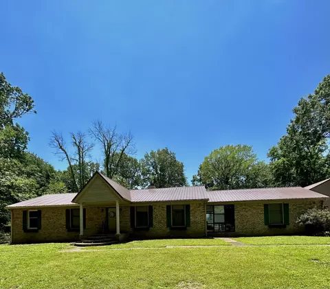 2591 Clay Hill Rd, Lewisburg, TN 37091