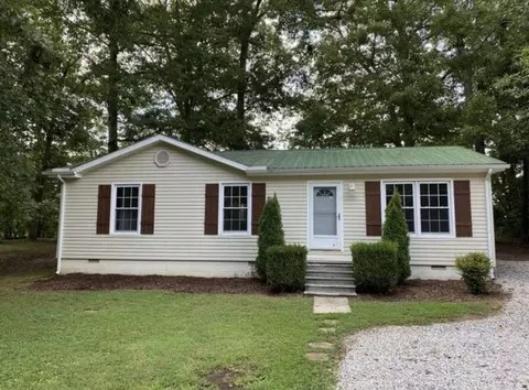 408 Lakeshore Dr, Mcminnville, TN 37110