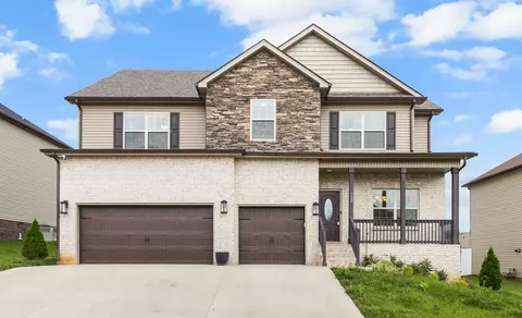 320 Winter Terrace Ln, Clarksville, TN 37040