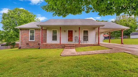 12 Plada Heights Rd, Fayetteville, TN 37334