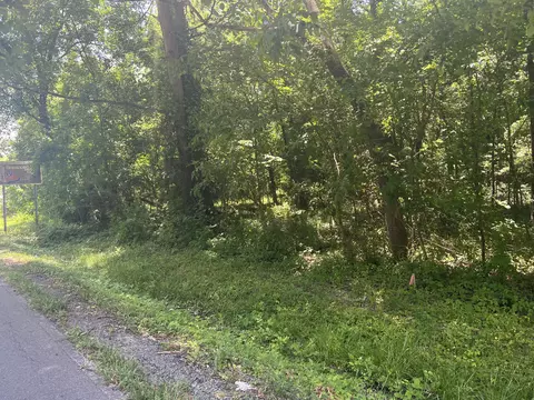 5160 Guthrie Rd, Clarksville, TN 37043