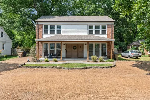 4006 Auburn Ln, Nashville, TN 37215