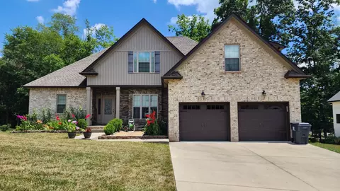 1269 Easthaven Dr, Clarksville, TN 37043