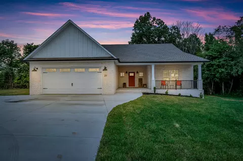 21 Cabot Ln, Cookeville, TN 38506