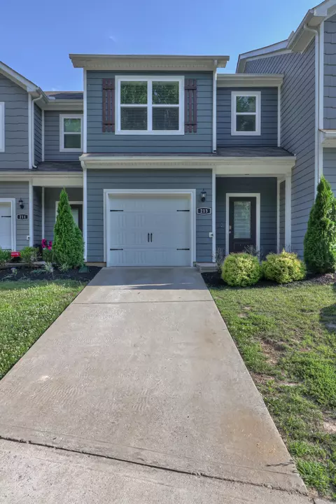 213 David Bolin Dr, La Vergne, TN 37086