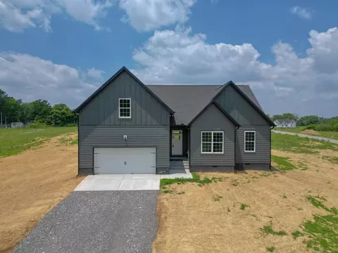 4712 Rock House Rd, Portland, TN 37148