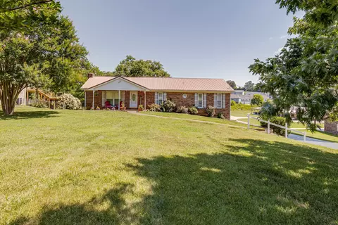 715 Shenandoah Dr, Columbia, TN 38401
