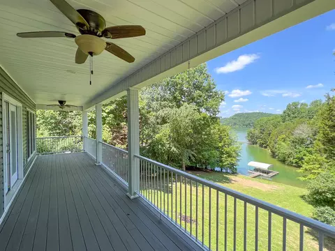 94 Barefield Ct, Lynchburg, TN 37352
