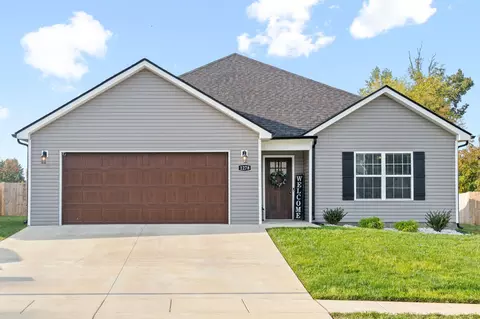 1278 Magnum Dr, Clarksville, TN 37040