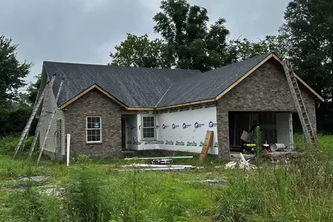 289 Timber Cir, Manchester, TN 37355