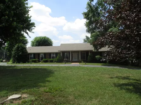 2600 Highway 76, Adams, TN 37010
