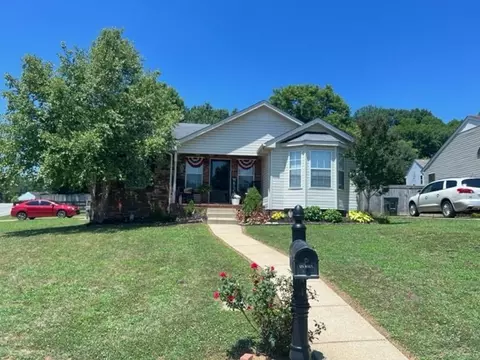201 Scotts Creek Trl, Hermitage, TN 37076