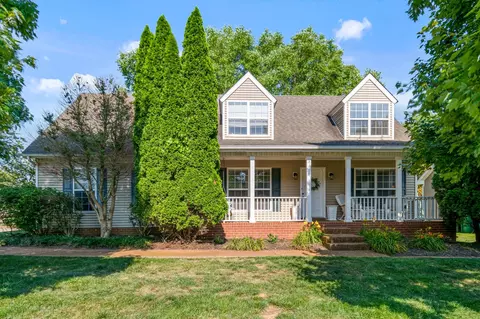 1622 Bryson Cv, Thompsons Station, TN 37179