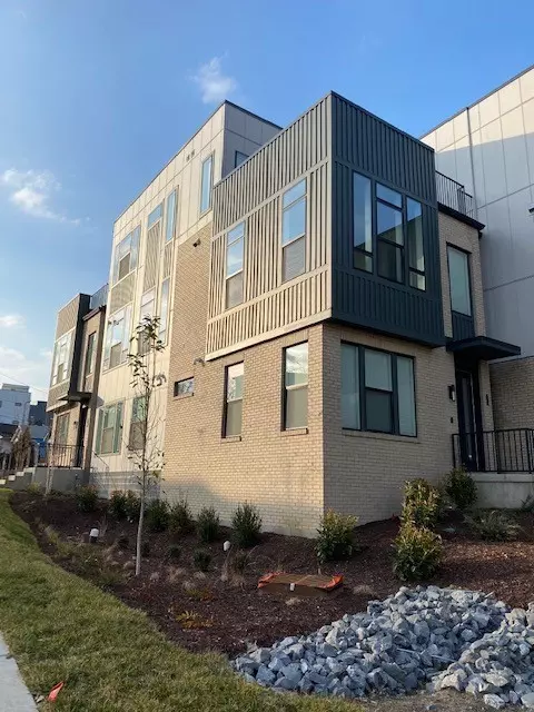 2702 Delaware Ave, Nashville, TN 37209