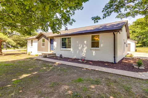653 Debbie Dr, Hermitage, TN 37076