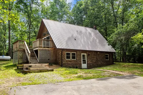 1245 Hillcrest Rd, Dickson, TN 37055
