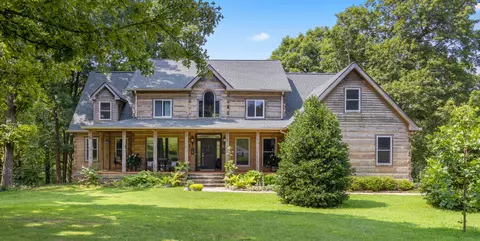200 Marys Way, Cunningham, TN 37052