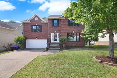725 Hallcrest Ct, Hermitage, TN 37076