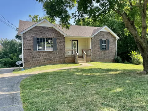 2026 Windroe Dr, Clarksville, TN 37042
