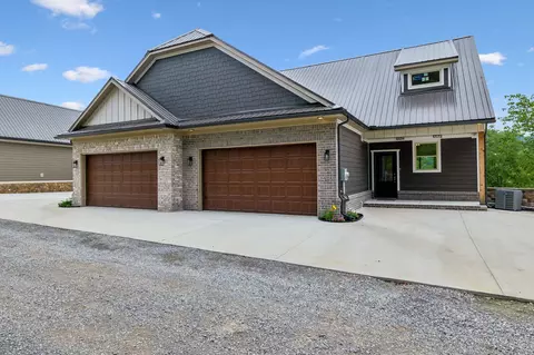 314 Blue Moon Rdg, Smithville, TN 37166