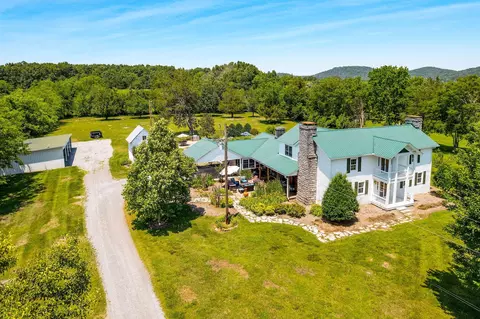 245 Edd Joyce Rd, Bell Buckle, TN 37020