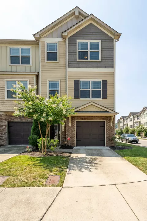 1140 Woodbury Falls Ct, Nashville, TN 37221