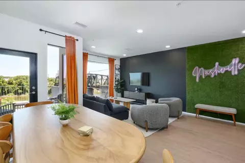 700 1st Ave N #305, Nashville, TN 37201