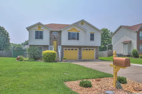 1222 Murray Ct, Lebanon, TN 37087