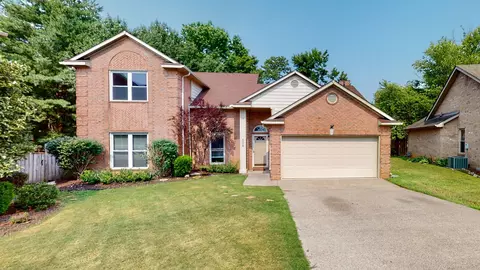 506 N Club Ct, Hermitage, TN 37076