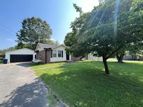 7821 Clearwater Ct, Murfreesboro, TN 37129
