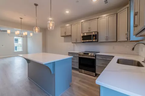 415 Drakes Way, Spring Hill, TN 37174